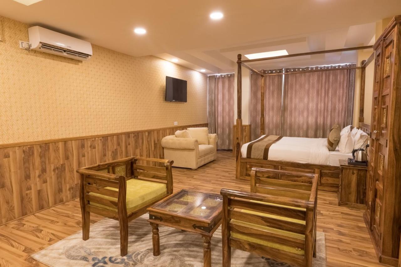 Capital O 624 Hotel Rudra View Pvt. Ltd. Pashupatināth Eksteriør bilde