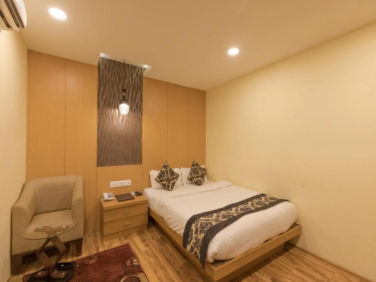 Capital O 624 Hotel Rudra View Pvt. Ltd. Pashupatināth Eksteriør bilde