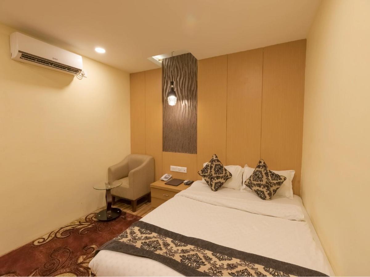 Capital O 624 Hotel Rudra View Pvt. Ltd. Pashupatināth Eksteriør bilde